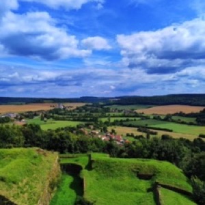 La citadelle de Montmédy, la ville belge de Bouillon et l'inévitable château de Sedan.#ardennes #belgium #meuse